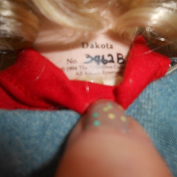 VTG BISQUE "DAKOTA" COWGIRL DOLL 15" JEAN OUTFIT RED BOOTS NO 3962B w/ STAND EUC - Picture 11 of 15